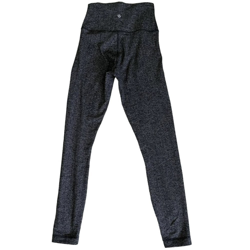 Lululemon High Time Pant High Rise 7/8 Length Black Herringbone Women's Size 4 - Picture 4 of 6